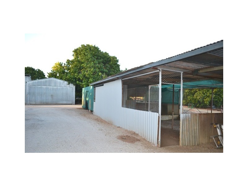 195 Cossack Road, Katherine NT 0850