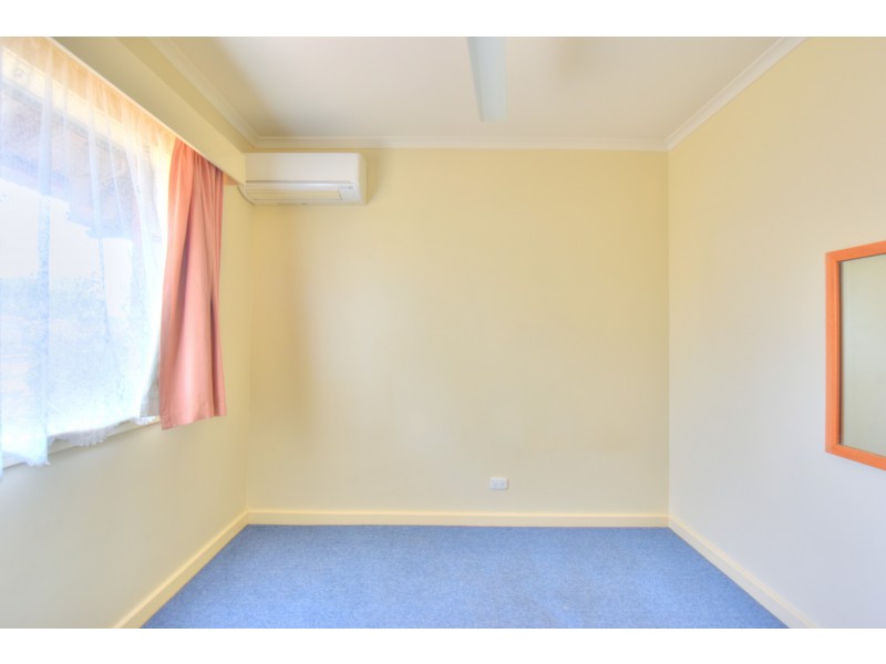 12 Sandalwood Crescent, Katherine NT 0850