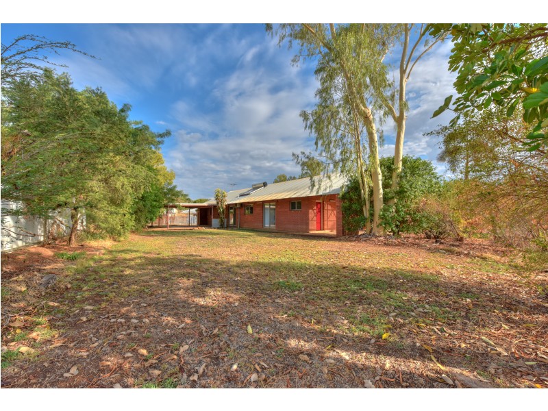 12 Sandalwood Crescent, Katherine NT 0850