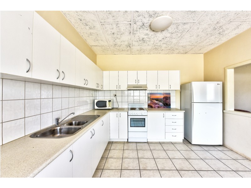 18 Pearce Street, Katherine NT 0850