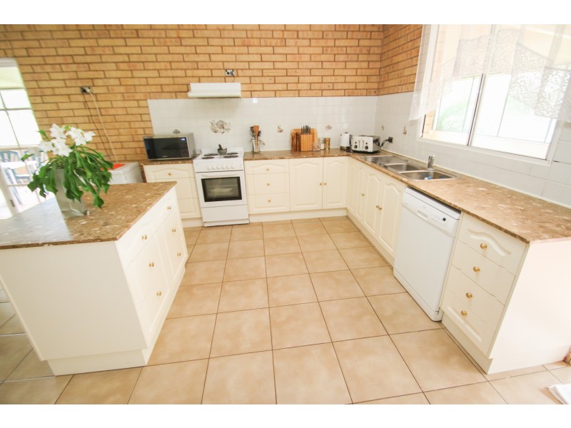 132  Shadforth Road, Katherine NT 0850