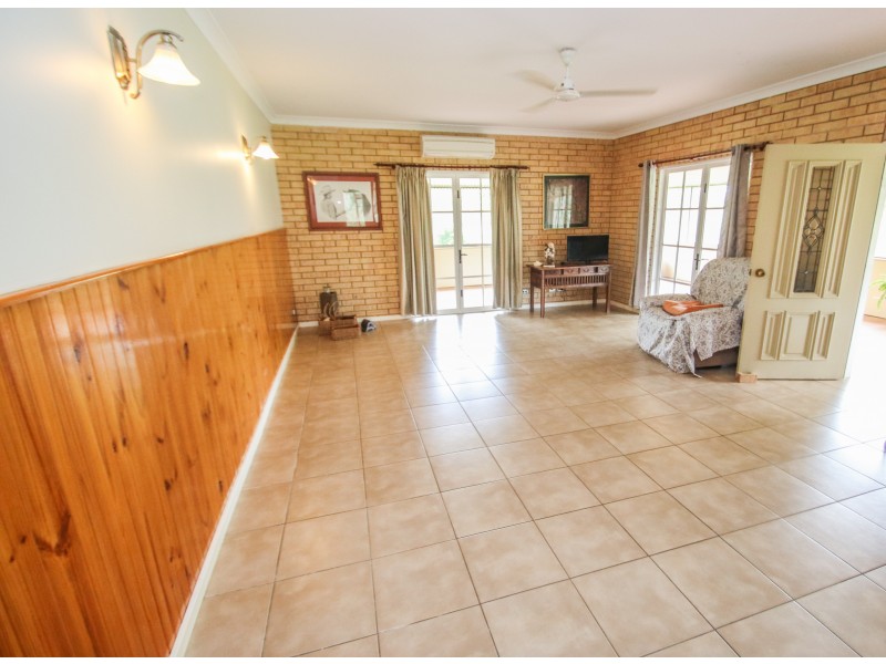 132  Shadforth Road, Katherine NT 0850