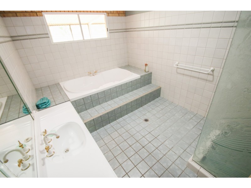 132  Shadforth Road, Katherine NT 0850