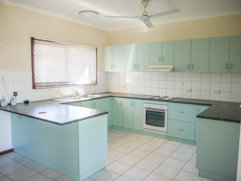11 Sandalwood Crescent, Katherine NT 0850