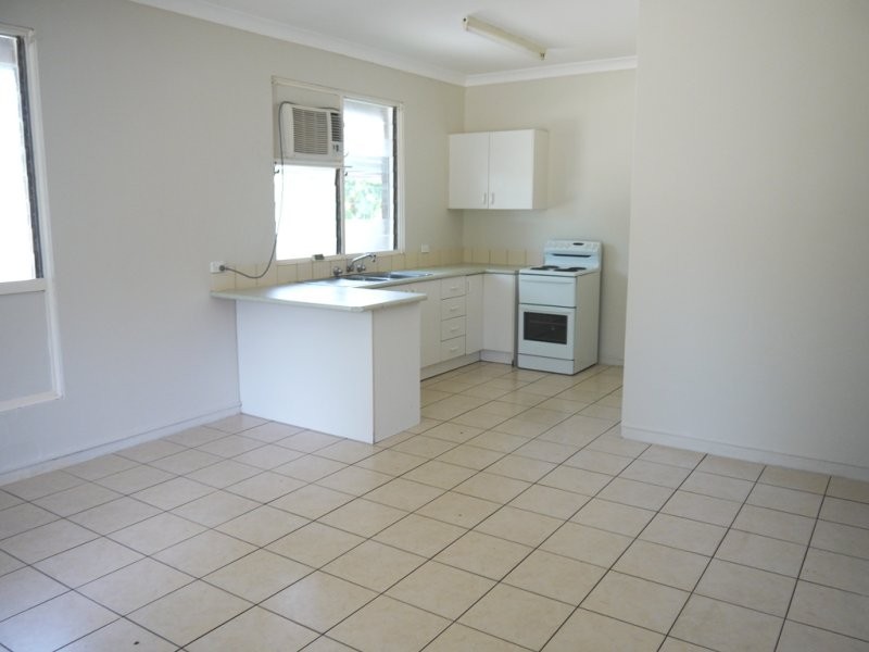 2/13 Dowling Street, Katherine NT 0850