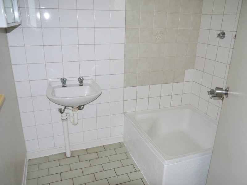 2/13 Dowling Street, Katherine NT 0850