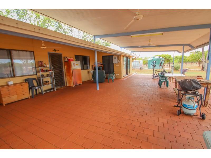 100  Cummings Road, Katherine NT 0850