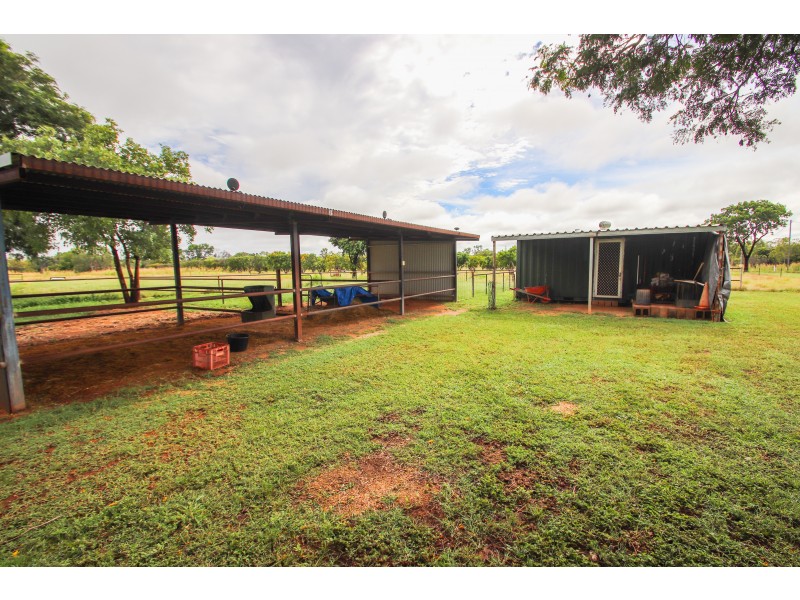 100  Cummings Road, Katherine NT 0850