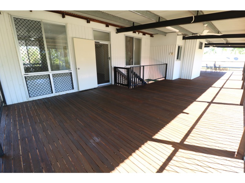 25 Raymond Place, Katherine NT 0850