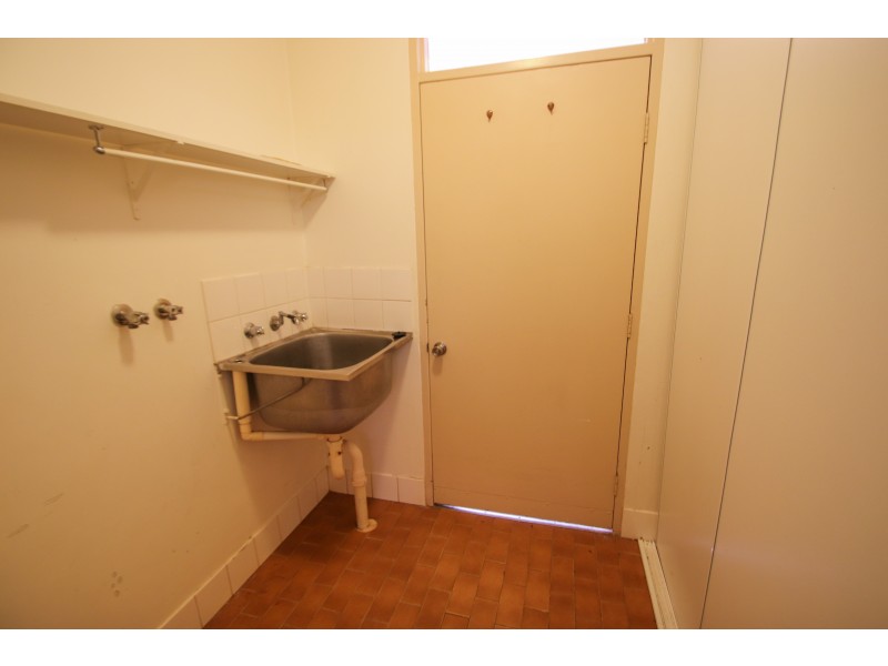 8 Holtze Crescent, Katherine NT 0850