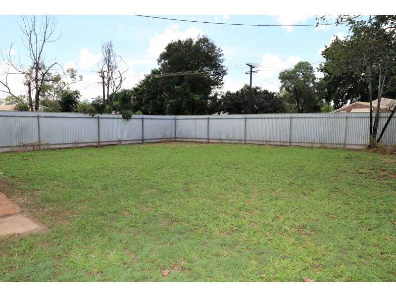 18 Holtze Crescent, Katherine NT 0850