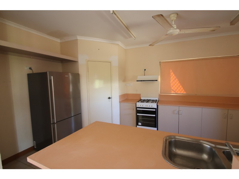16 Finniss Place, Katherine NT 0850