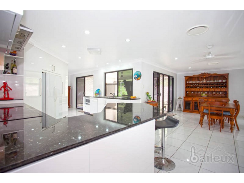 8 Shetland Court, Erakala QLD 4740