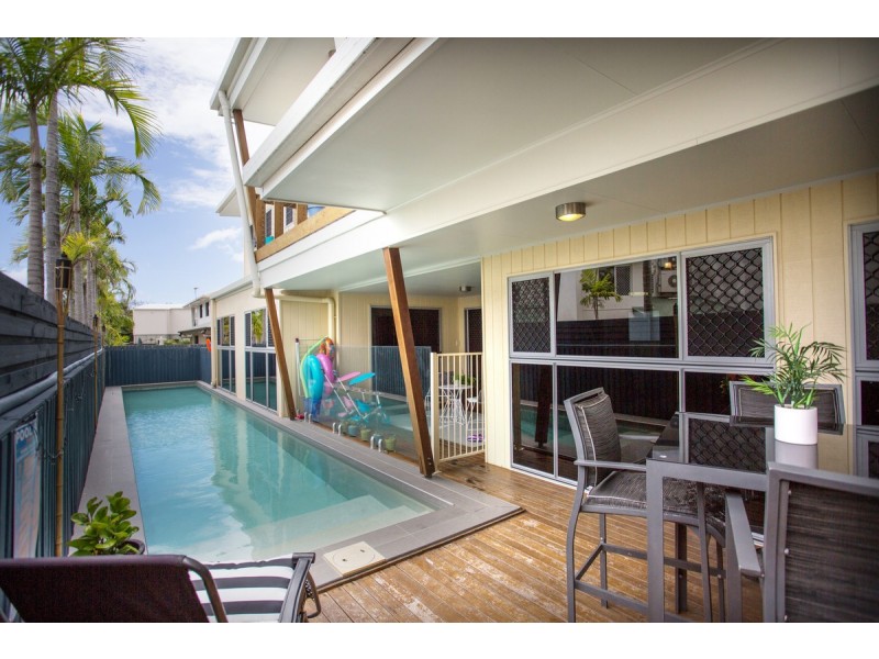 11 Pacific Drive, Blacks Beach QLD 4740