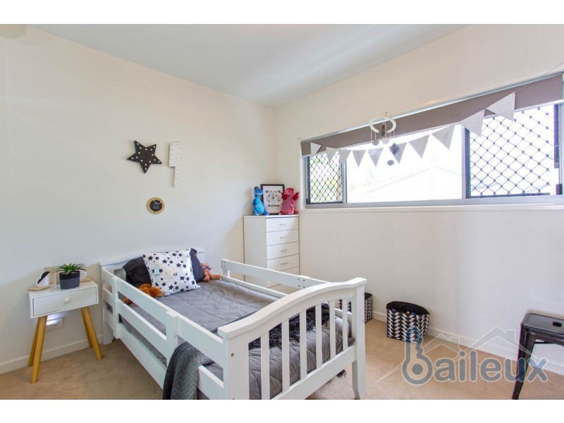 11 Pacific Drive, Blacks Beach QLD 4740