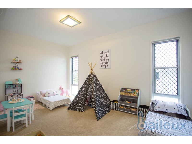 11 Pacific Drive, Blacks Beach QLD 4740
