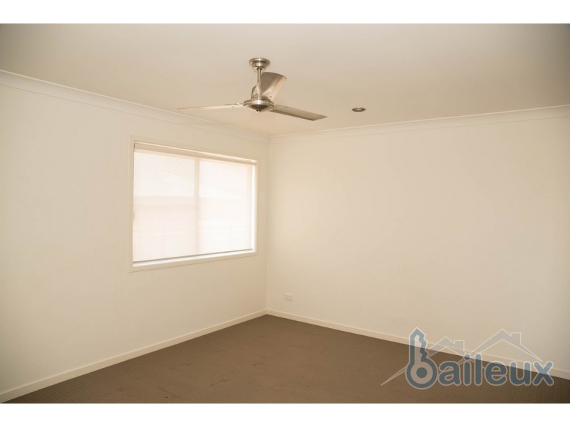 78 Newport Parade, Blacks Beach QLD 4740