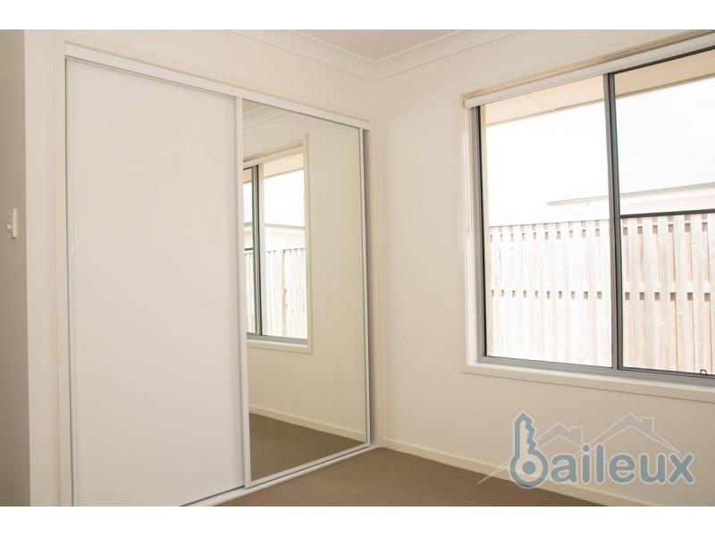 78 Newport Parade, Blacks Beach QLD 4740