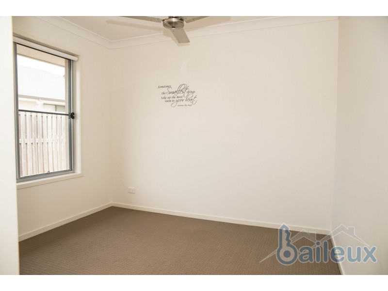 78 Newport Parade, Blacks Beach QLD 4740