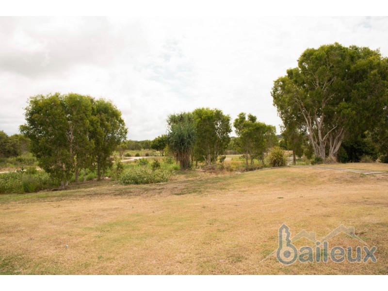 78 Newport Parade, Blacks Beach QLD 4740