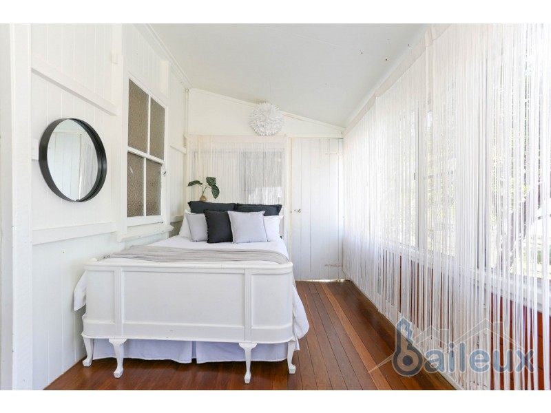 31 Shepherd Road, Eimeo QLD 4740