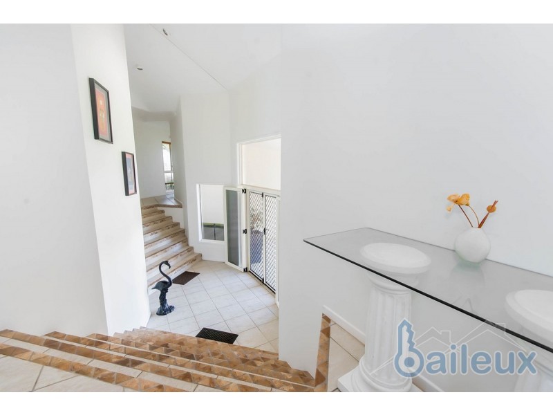 12 Ian Wood Drive, Dolphin Heads QLD 4740