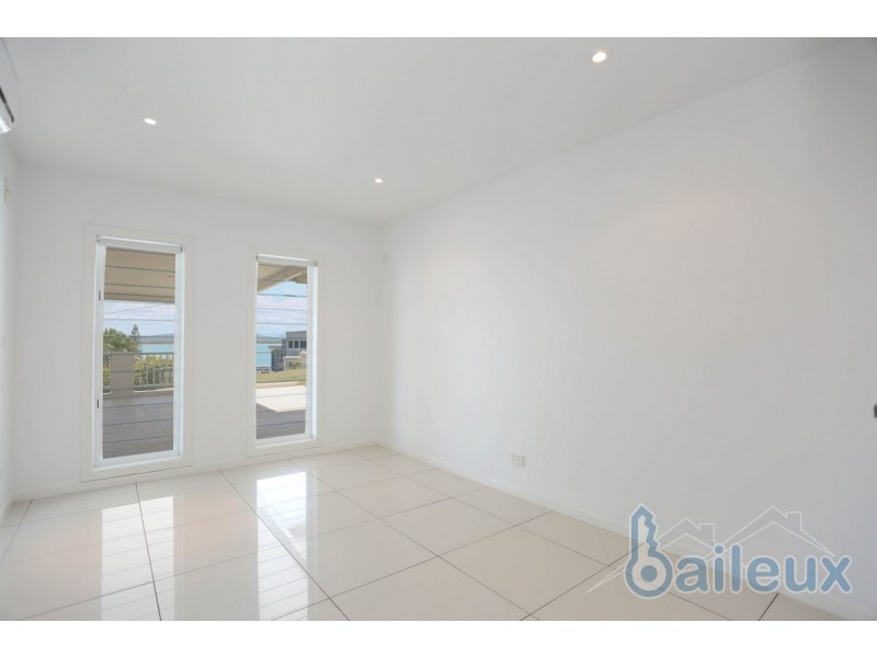 14 Albatross Street, Slade Point QLD 4740