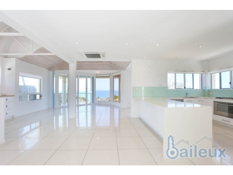 14 Albatross Street, Slade Point QLD 4740