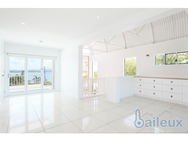 14 Albatross Street, Slade Point QLD 4740