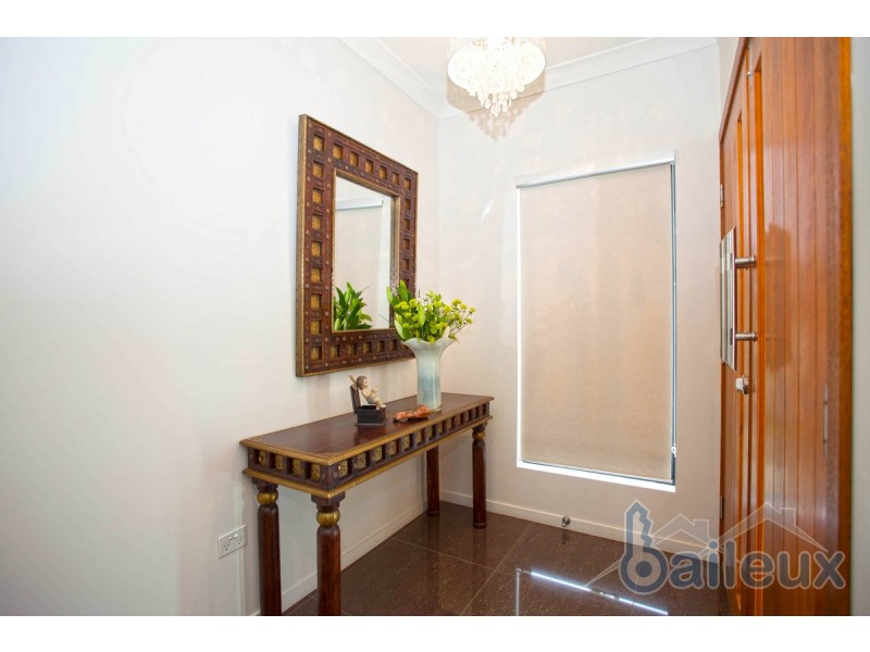 11 Roy Court, Glenella QLD 4740