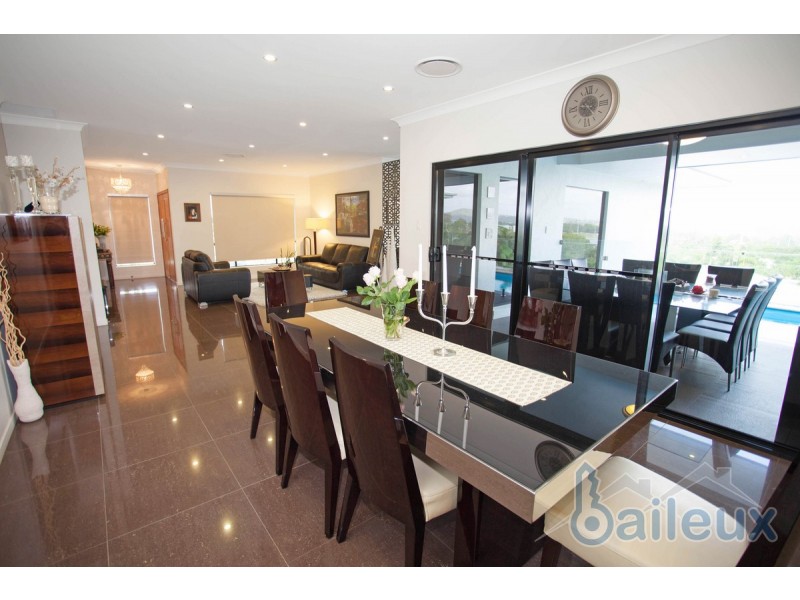 11 Roy Court, Glenella QLD 4740