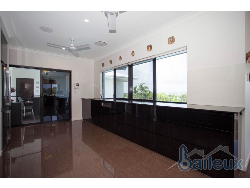 11 Roy Court, Glenella QLD 4740