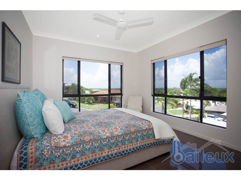 11 Roy Court, Glenella QLD 4740