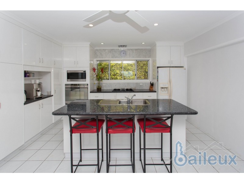 70 Admiral Drive, Dolphin Heads QLD 4740