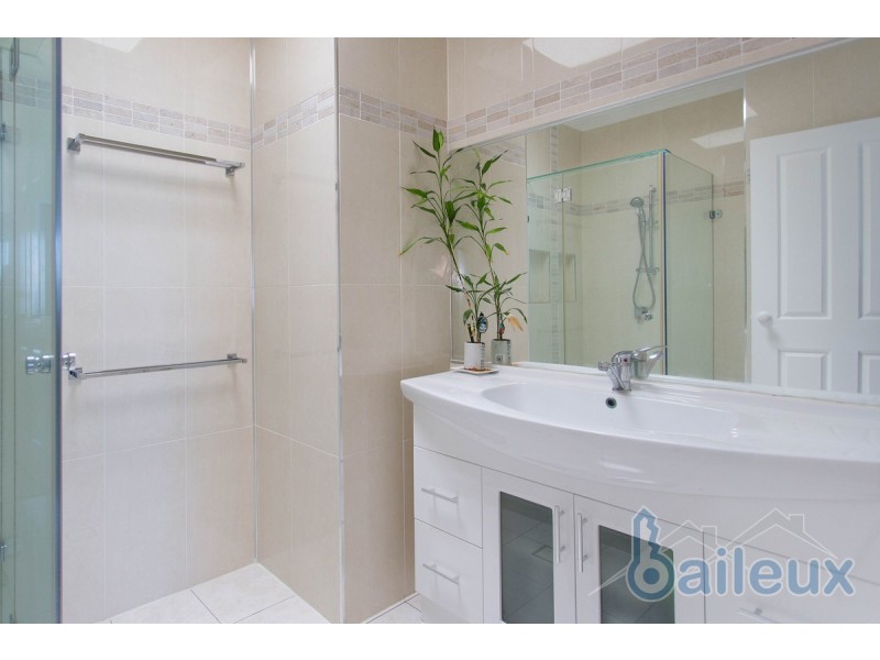 70 Admiral Drive, Dolphin Heads QLD 4740