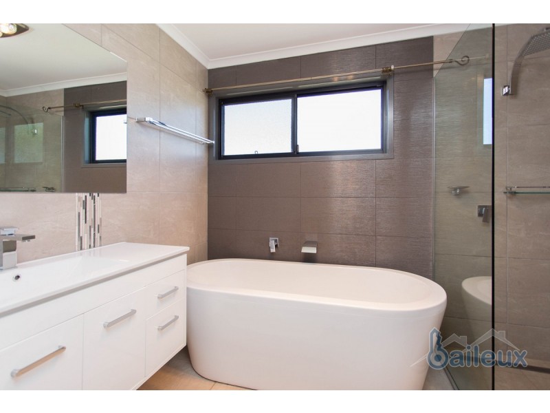 13 Reflection Street, Mount Pleasant QLD 4740