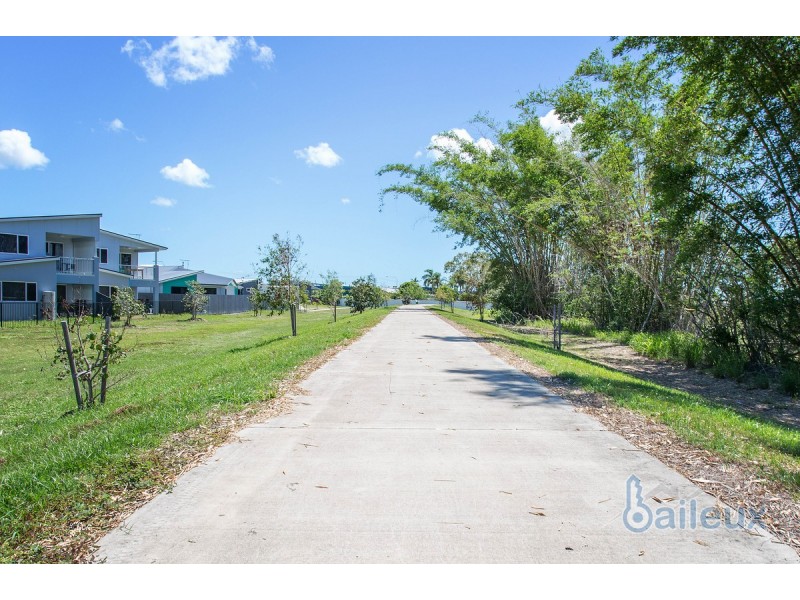 13 Reflection Street, Mount Pleasant QLD 4740