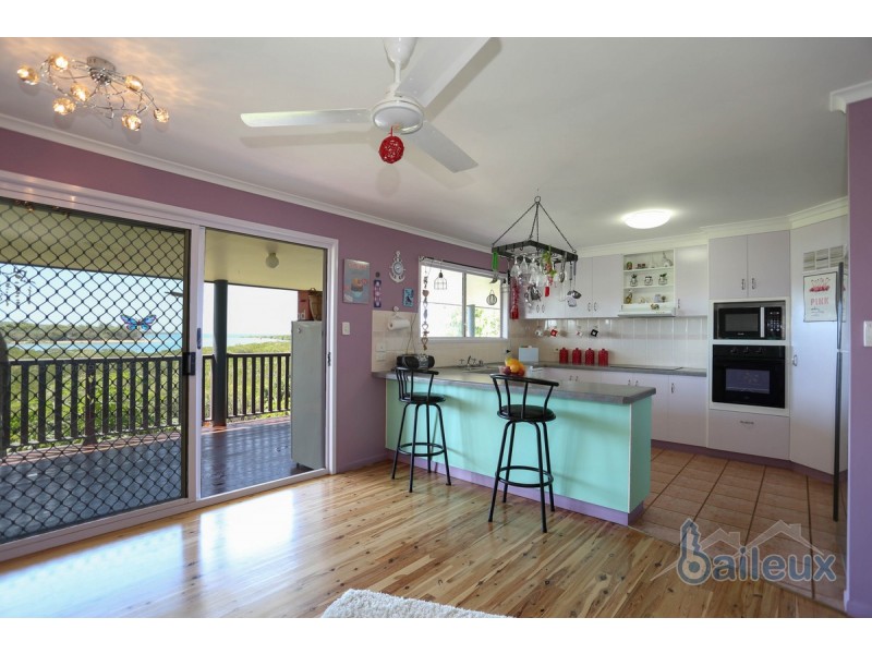 18 Morris Street, Campwin Beach QLD 4737