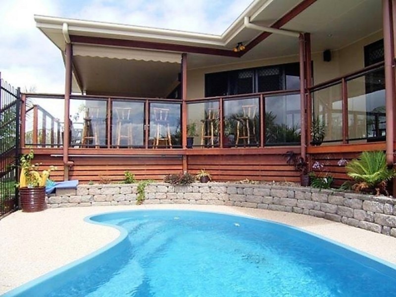 6 Seaspray Close, Shoal Point QLD 4750