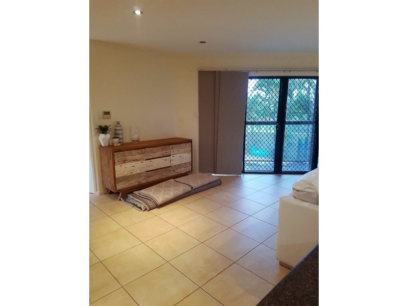 6 Seaspray Close, Shoal Point QLD 4750