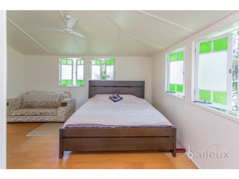 12 Hucker Street, Mackay QLD 4740