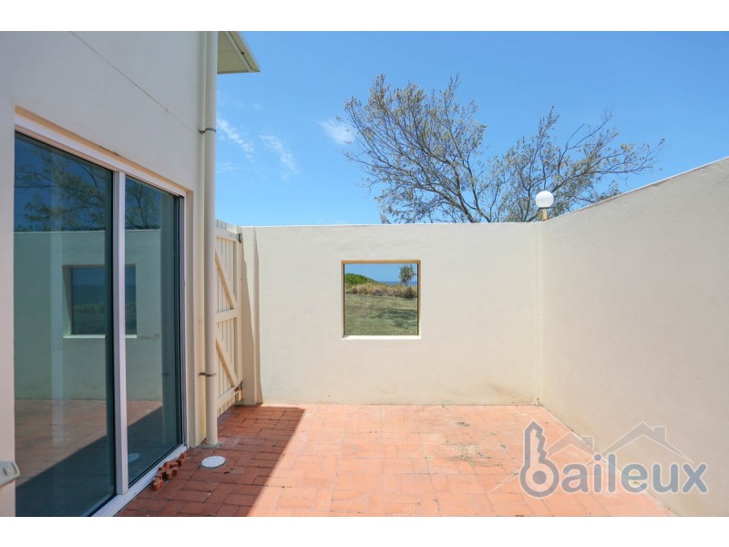 14 Albatross Street, Slade Point QLD 4740