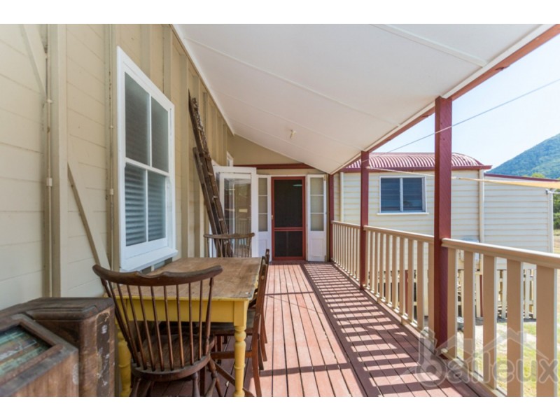 986 Rise and Shine , YALBOROO Viaduct, Calen QLD 4798