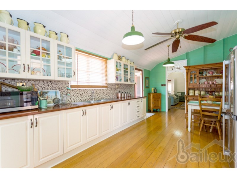 986 Rise and Shine , YALBOROO Viaduct, Calen QLD 4798