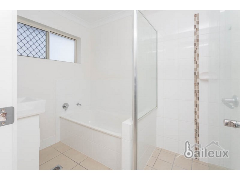 27 Westaway Crescent, Andergrove QLD 4740
