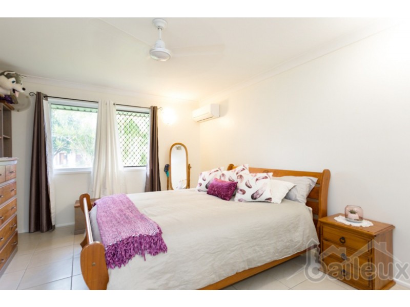11 Barton Street, West Mackay QLD 4740