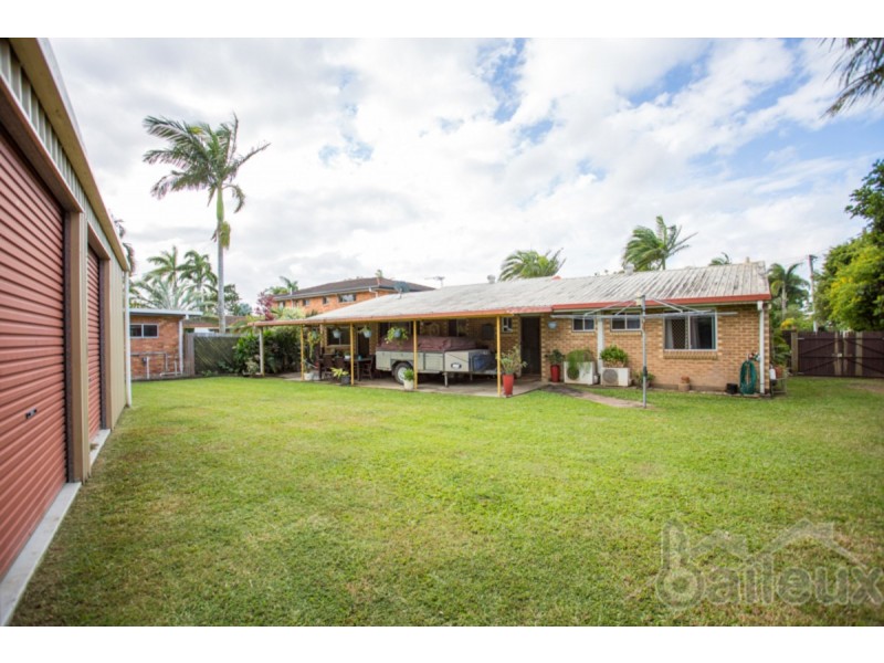 11 Barton Street, West Mackay QLD 4740