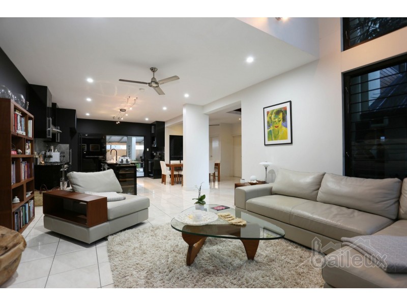 5 Turtle Place, Blacks Beach QLD 4740