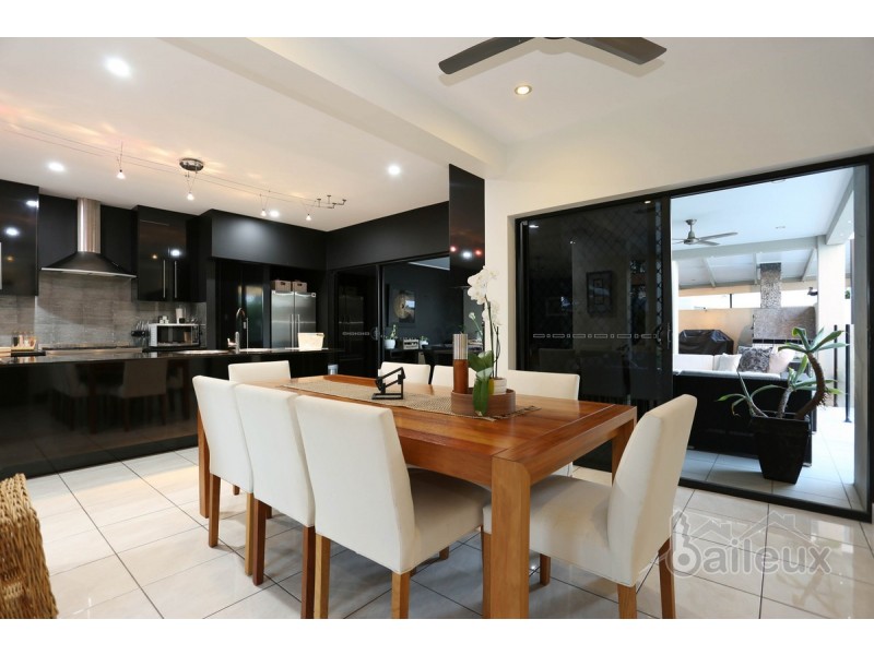 5 Turtle Place, Blacks Beach QLD 4740