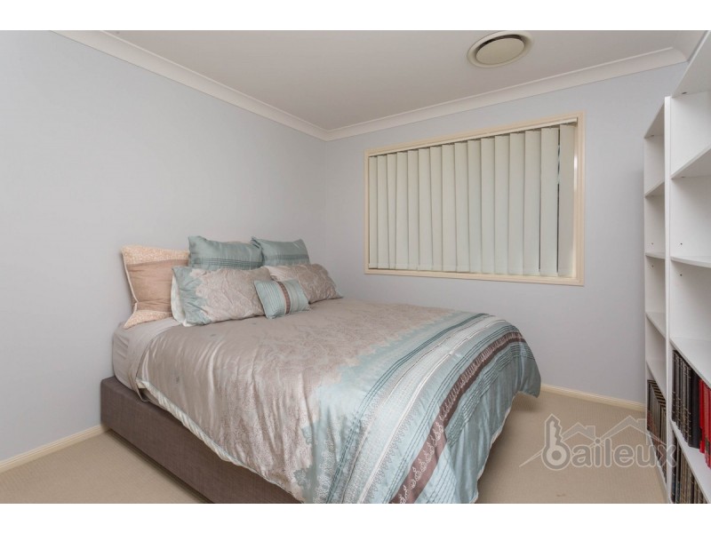 6 Narrabeen Street, Blacks Beach QLD 4740